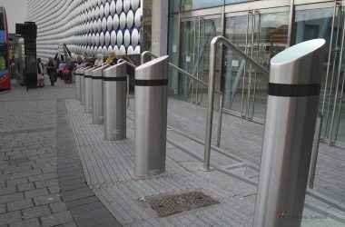 road bollards