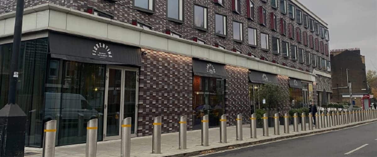 Comparing Retractable vs. Fixed Safety Barriers: Which is Right for You?
